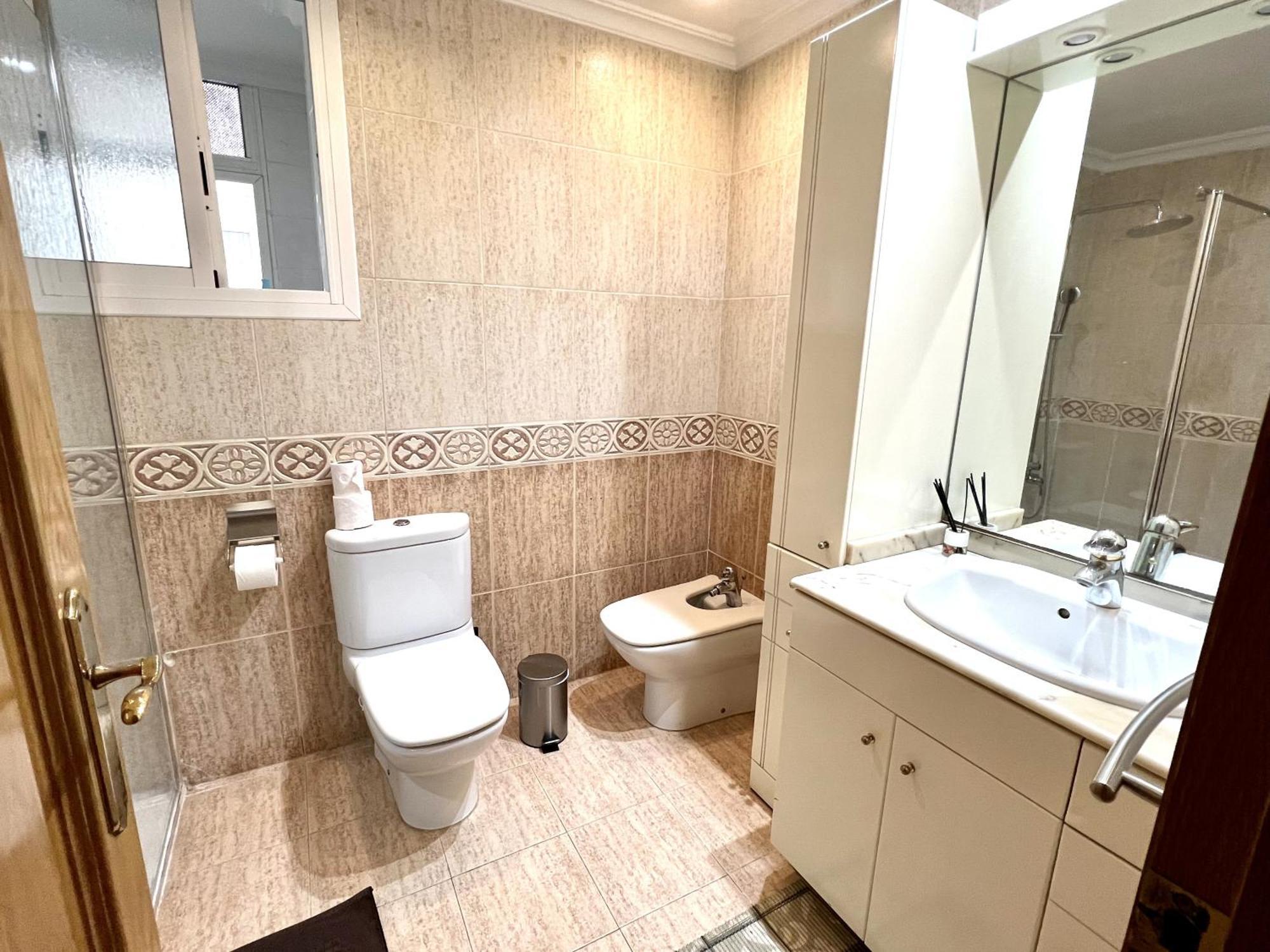 Moderno Y Acogedor Apartamento Para 6 Personas Валенсія Екстер'єр фото