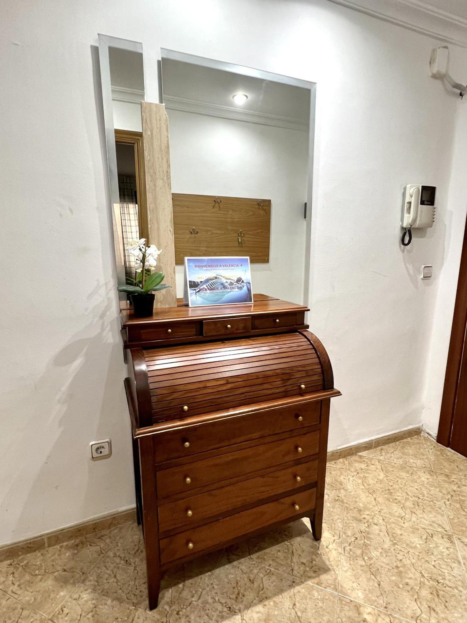 Moderno Y Acogedor Apartamento Para 6 Personas Валенсія Екстер'єр фото